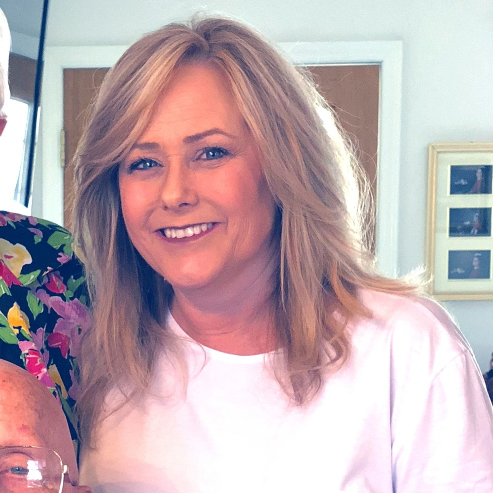 Meet your Posher, Holley